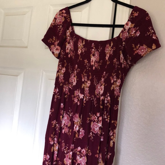 Floral jumpsuit from Target. 100% rayon. - Picture 5 of 5